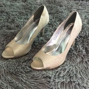 David’s Bridal Champagne Special Occasion Heels